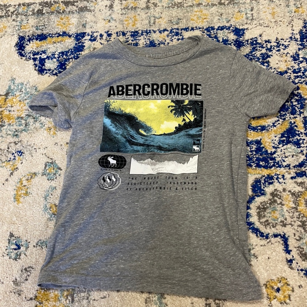 Abercrombie&fitch tee